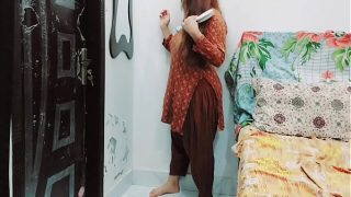 Horny indian Mom Secret Sex With Neighbours Uncle With Clear Hindi Audio